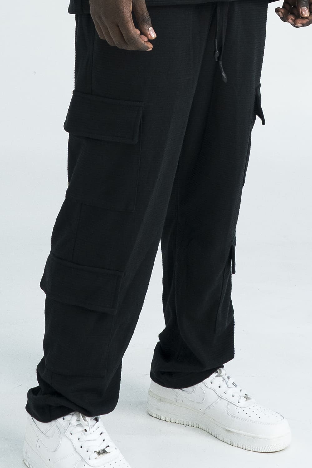 BCO 2.0 Textured Cargo Pants - BLACK 8182