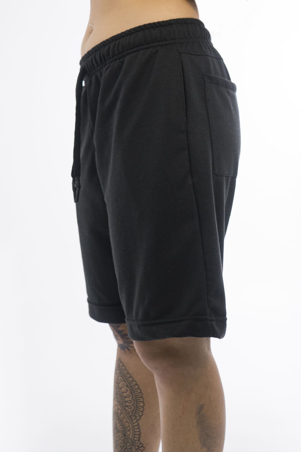 BCO Basics short - 8278 BLACK