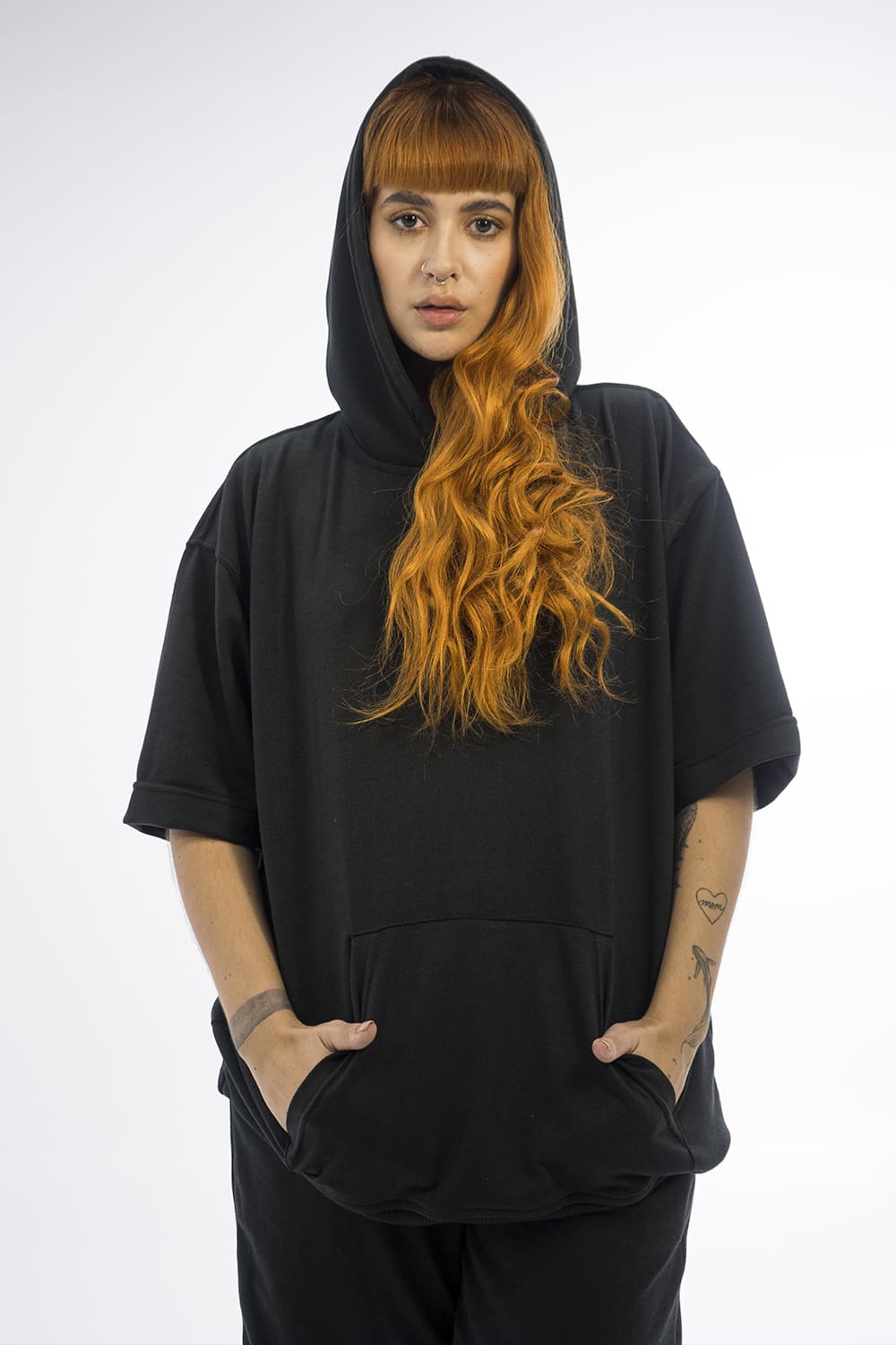 BCO Basics - Sleeve hoodie - 8277 BLACK